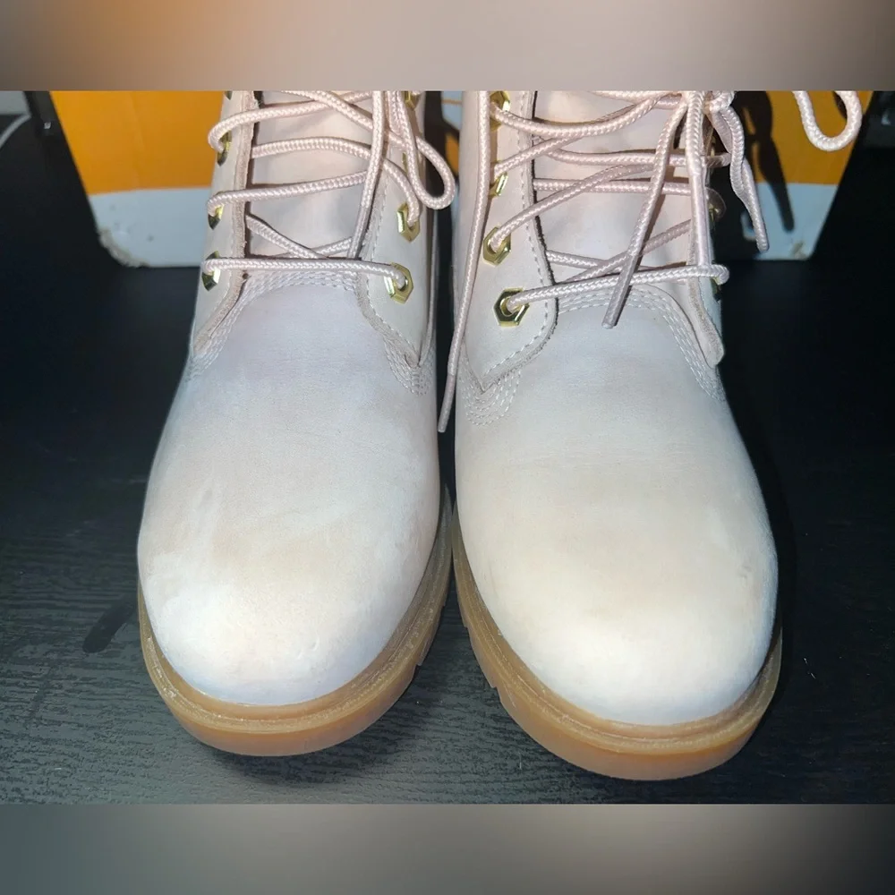 Timberland Boots | PINK | FLORAL | WOMANS | SIZE 6.5 - Picture 3 of 8
